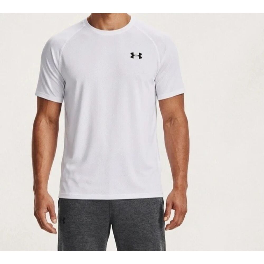 Under Armour Heat Gear Mens Shirt Sz M White Activewear Crew Neck Tee Loose Fit